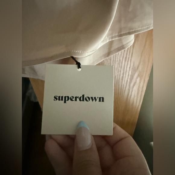 superdown Mischa Cowl Back Top - Picture 8 of 14